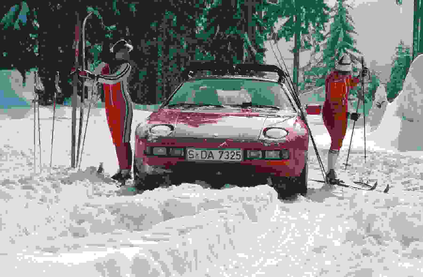 Porsche 928 : The GT that wanted to replace the 911