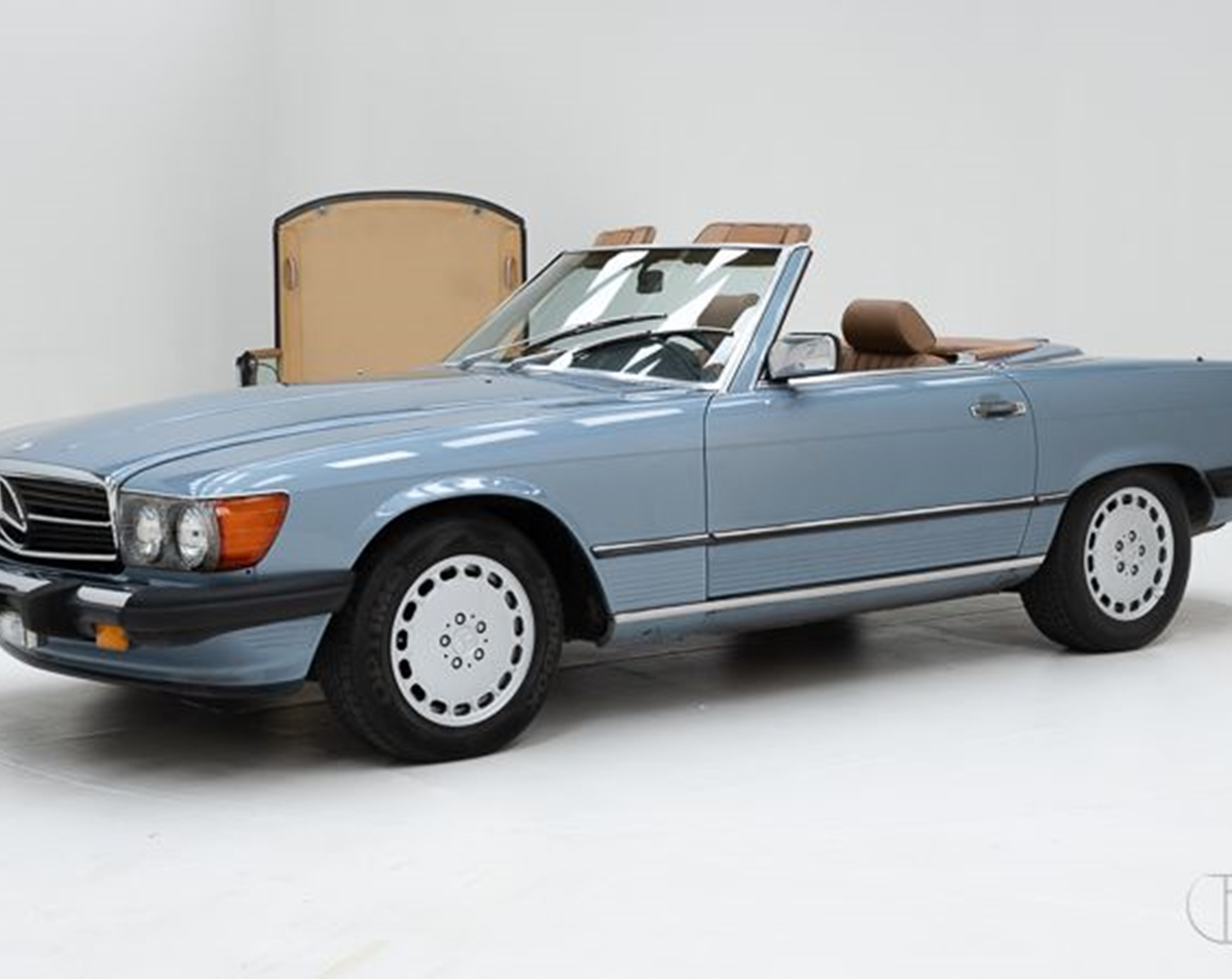 Mercedes-Benz 560 SL '86 CH0255